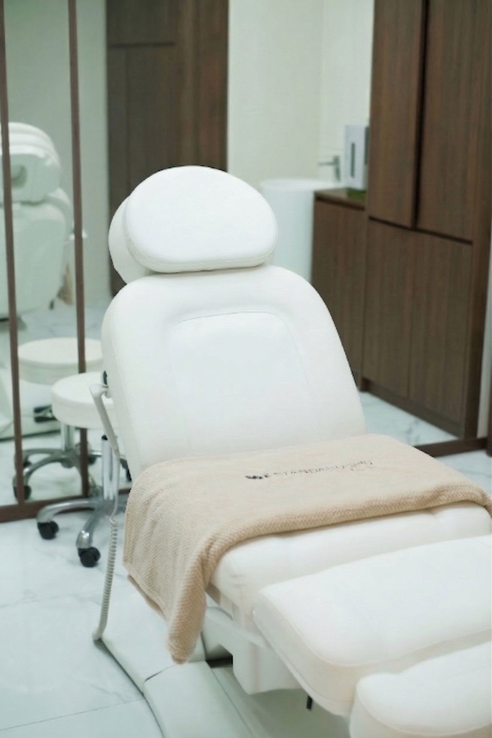 Facial treatment hero